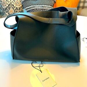 Cuyana oversized double loop bag - green